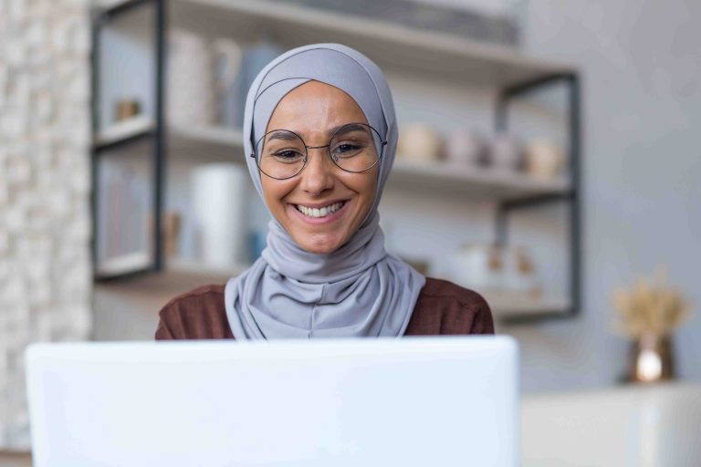 close up photo of young beautiful arab woman in hi 2022 09 28 23 17 46 utc1